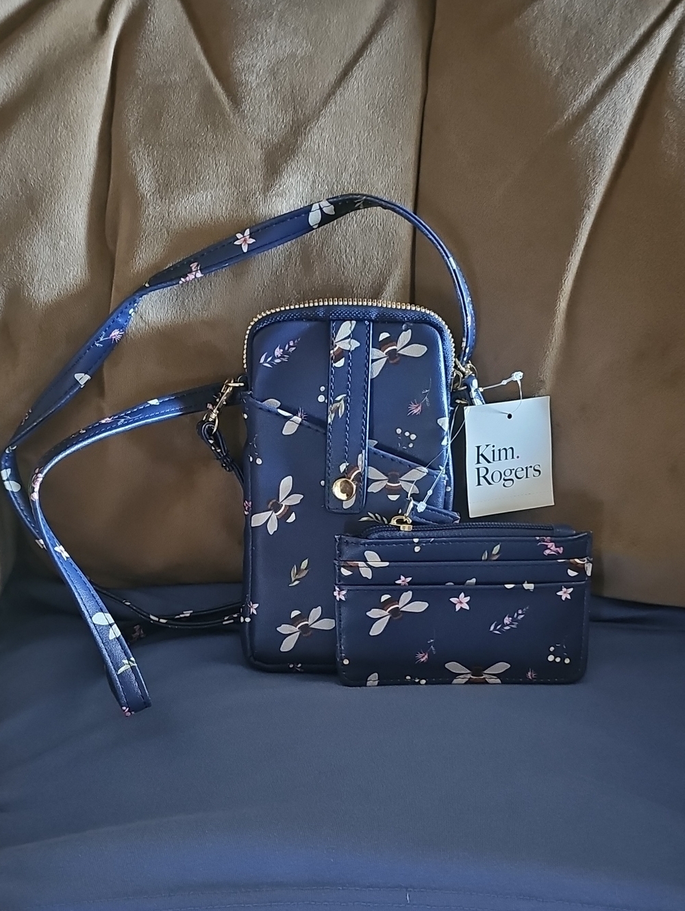 NWT Kim Rogers Flower & Bee Crossbody Wallet